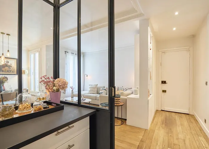 Apartment Superb Invalides Eiffel Tower Paris