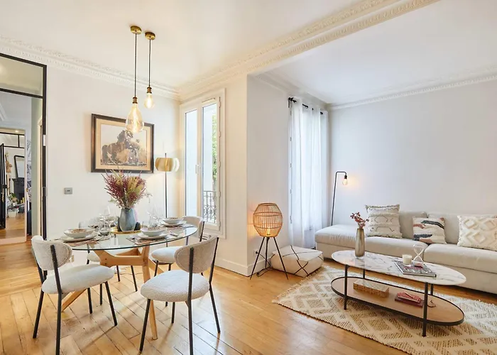 Superb Invalides Eiffel Tower Apartment *