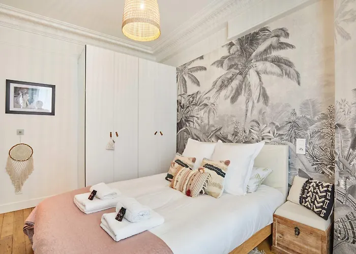 Superb Invalides Eiffel Tower Paris